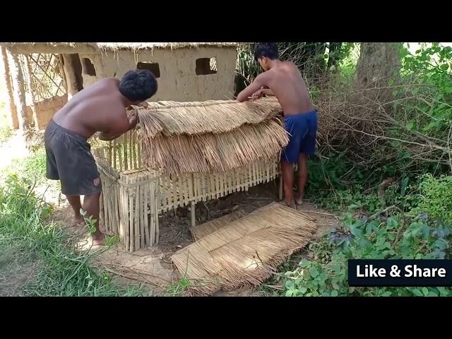 Build rabbit houses using bamboo