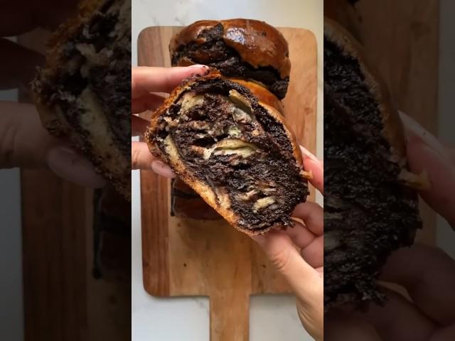 Easy Chocolate Babka Bread #easyrecipe #chocolate #baking #foodshorts