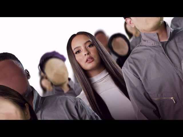 Faouzia - You Don't Even Know Me (Official Music Video)