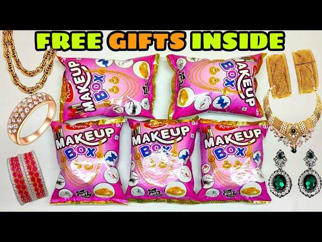 Omg got Diamond Necklace inside Makeup box snacks | free gifts inside | Snackiya #free #gift