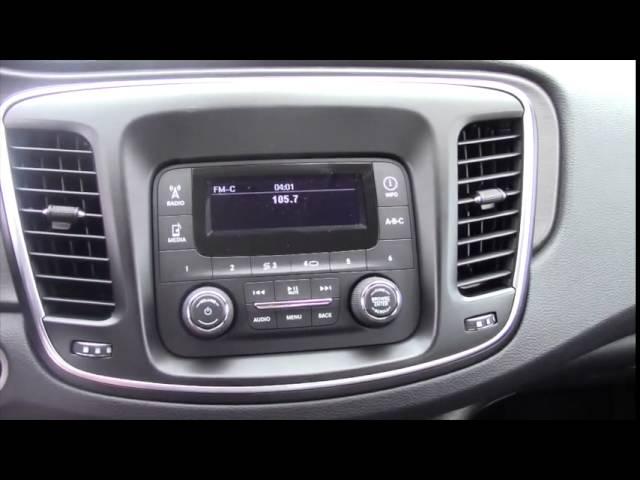 2016 Chrysler 200 WHITE | KINGSTON, ONTARIO