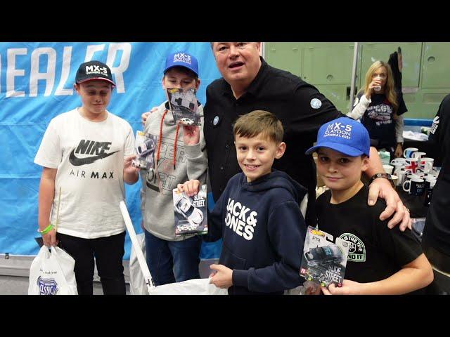 Mike Brewer Motoring - Behind the scenes at NEC Classic Motor Show with Mike Brewer