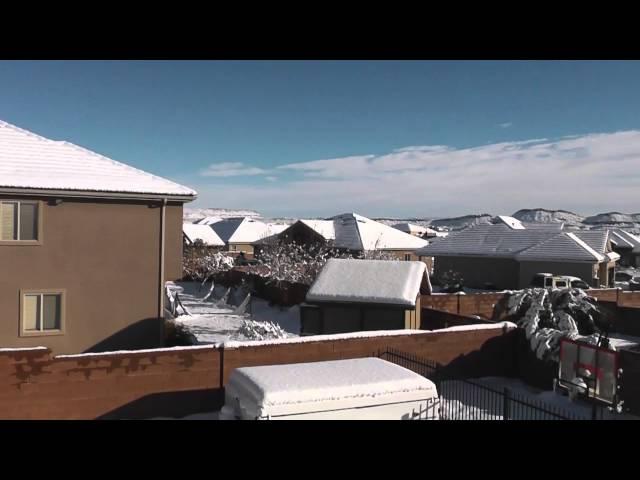 Snowfall in St George Utah - Dec 8, 2013 -HD