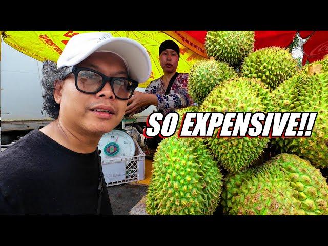 Bargain Hunting at Cambodia's FAMOUS Seafood Market