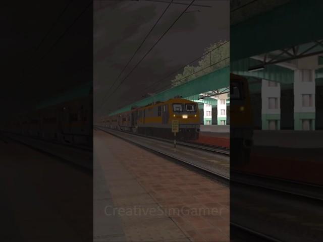 13434 - Malda Town SMVT Bengaluru Amrit Bharat Exp skipping Baitarani Road #mstslive #openrails