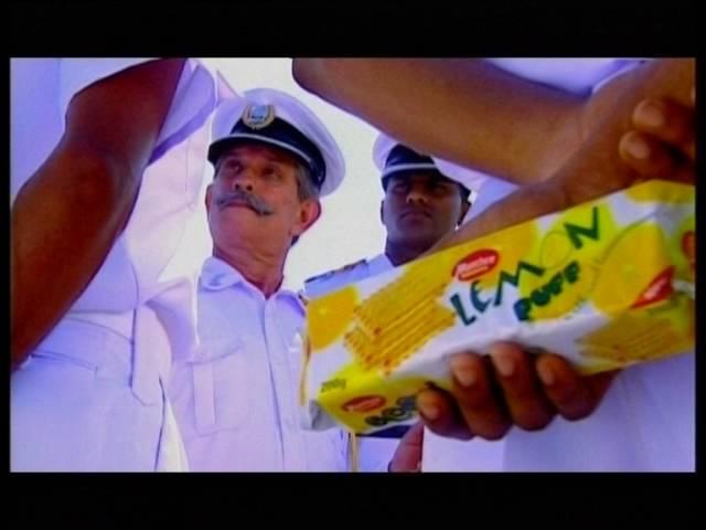 Munchee Lemon Puff - Navy (S)