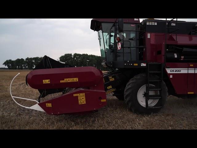 Gomselmash GS200 combine harvester for multi crop harvesting with 100 HP Engine