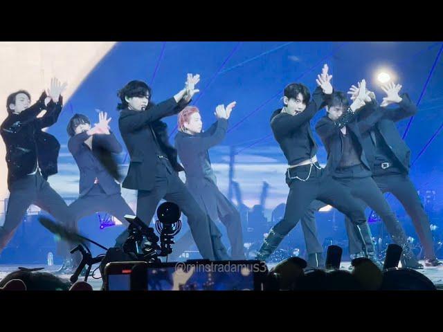 BTS (방탄소년단) 'Black Swan' Fancam PTD ON STAGE Sofi LA Day 2