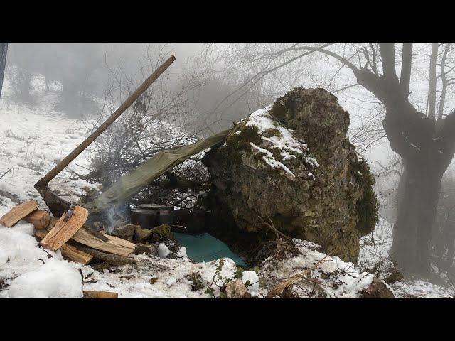 Winter Bushcraft & Building Bushcraft Survival Shelter In the Snow, Outdoor Cooking, Fireplace