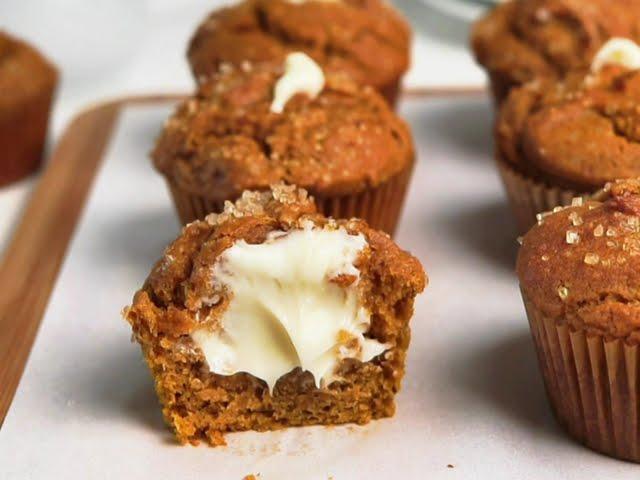 Pumpkin Spice Muffins with Cream Cheese Filling