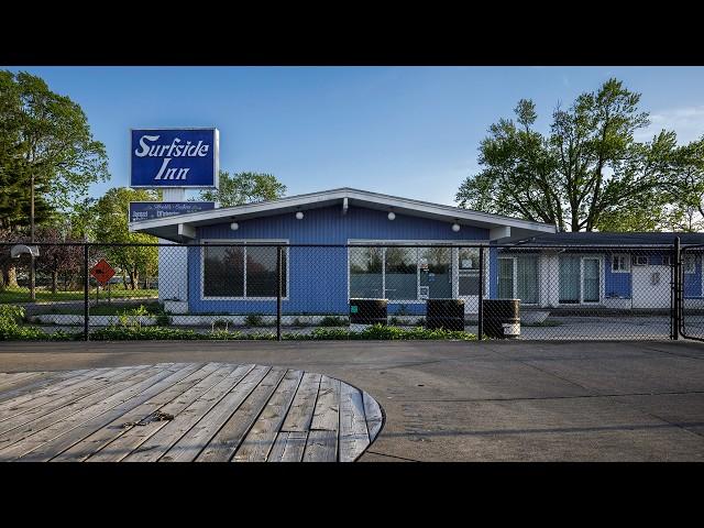 They Left EVERYTHING... Exploring a Lost Abandoned Motel!!