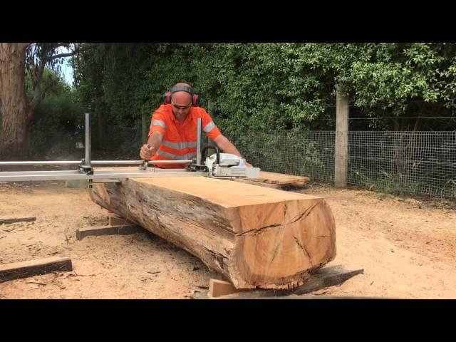 Stihl MS661 with Granberg Alaskan Chainsaw Mill