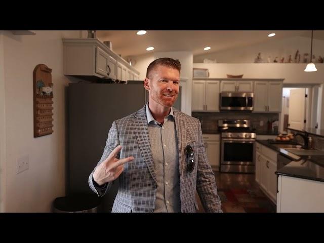 Day in the life of your favorite Colorado real estate agent! - Vlog Episode 1