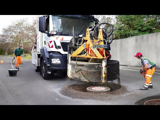 How Germany Repairs Giant Manhole With Massive Truck