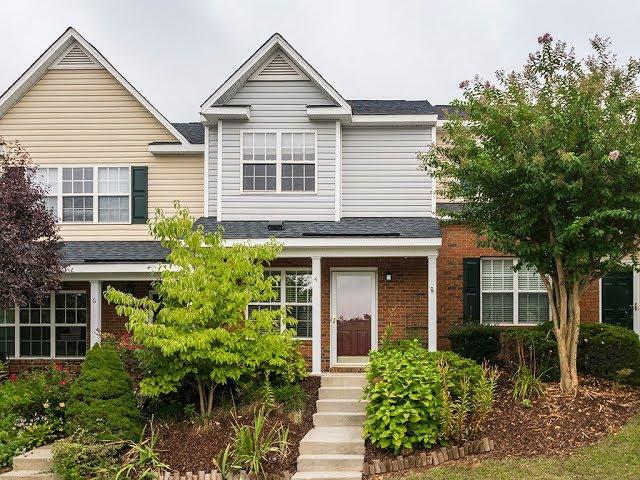 Townhome for sale in Greensboro - 4 Meadow Crossing Ct