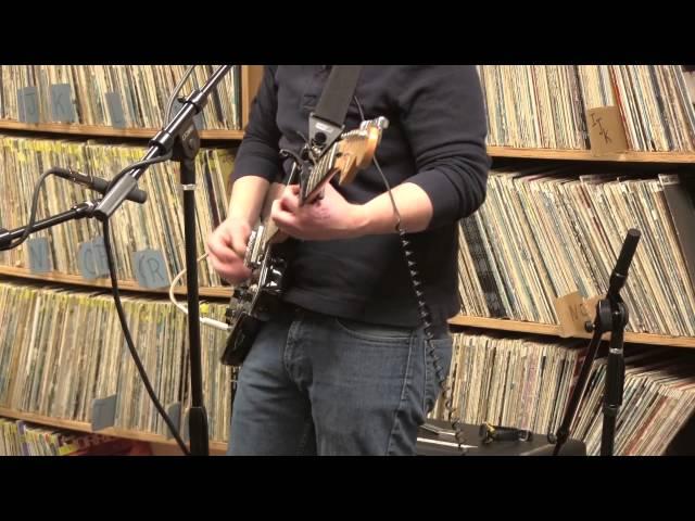 WHUS Studio Sessions: Hanging Hills perform "Here come The Troops"