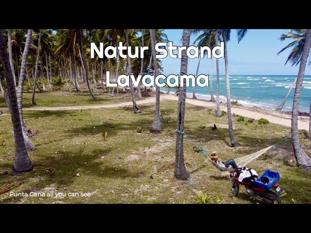 Playa Lavacama Natur Strand. Gut zu erreichen mit dem Auto.Von Punta Cana aus ca. 45 min.