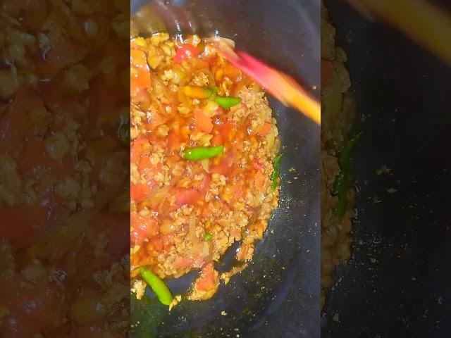 let's Check What is cooking #shorts#shortvideo#trendingshorts #keema#saima'sdailycuisine