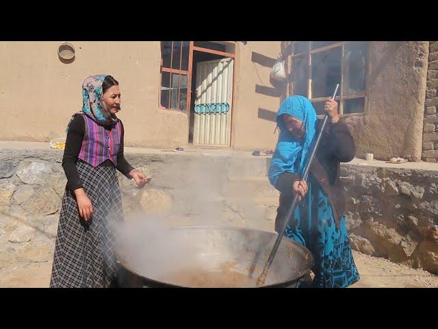 Afghan Village Food Bamyan طرز تهیه حلوا سرخ وطنی