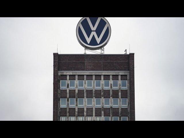 Union reaches agreement with Volkswagen to avoid plant closures