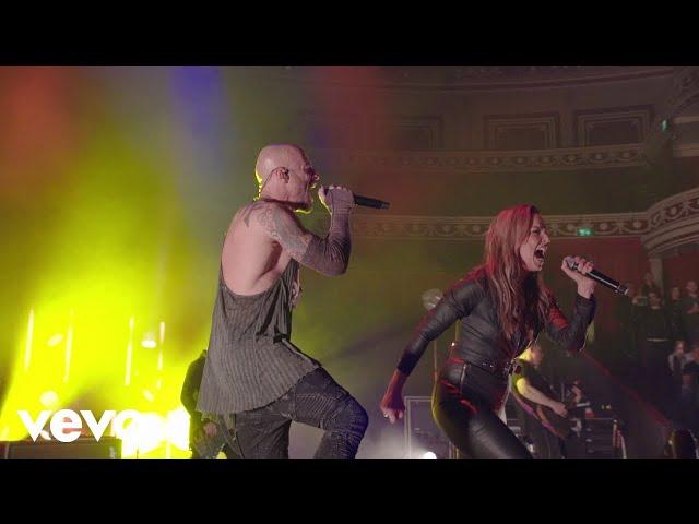 Daughtry - Separate Ways (Worlds Apart) (Live from Royal Albert Hall London) ft. Lzzy Hale