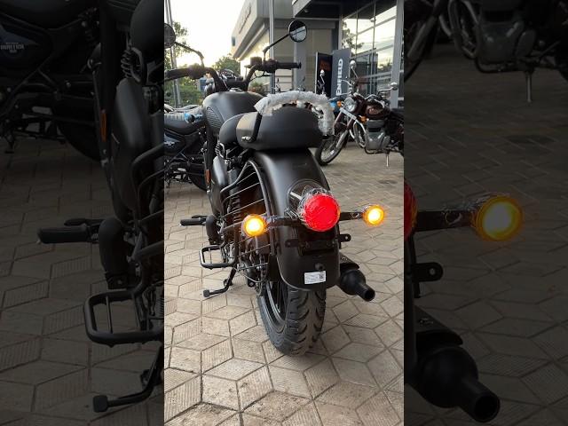 2024 Royal Enfield Classic 350 Stealth Black