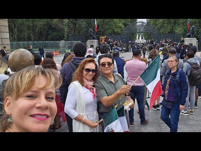 AMLO Y CLAUDIA LLEGAN A CHAPULTEPEC