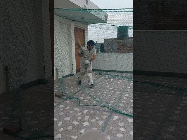 #shorts #cricket #batting #cricketonroof cricket net on terrace. Do rate the shot.
