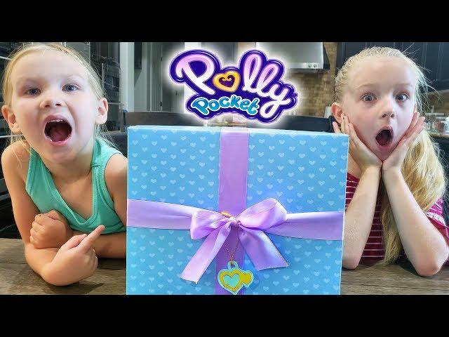 Unboxing 30th Anniversary Polly Pocket Partytime Surprise Playset!