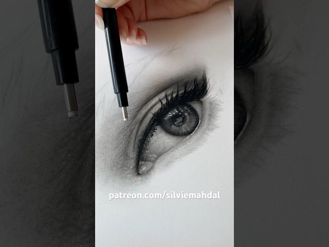 Eye study - charcoal drawing️
