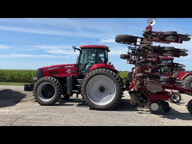 2013 Case IH Magnum 210 Tractor, Selling by Online Auction @ BidNow.us Closes Dec 10th starting @5pm