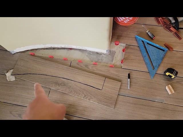 Genius Hack To Cut Curves In Tile By Rounded Walls | Smart Tips & Tricks To Make Curved Tile Cuts