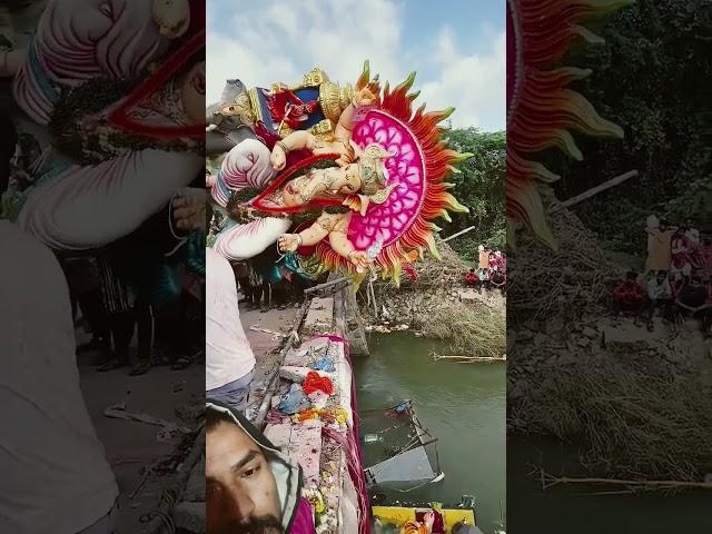 Wrong way of Ganpati Visarjan - 2024 Ganpati Visarjan #ganpati #Ganesh #ganita #chaturthi #tandur