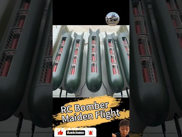 Do you like my new RC bomber? #rcmodel #scalemodel #rcplane #rcaircraft #bomber #rcaircraft