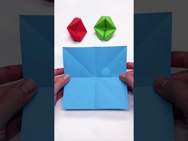 Origami moving lips