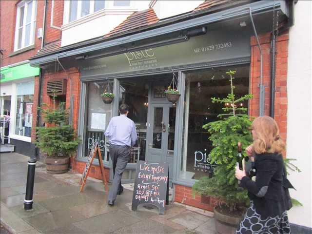 Piste Wine Bar & Restaurant in Cheshire.wmv