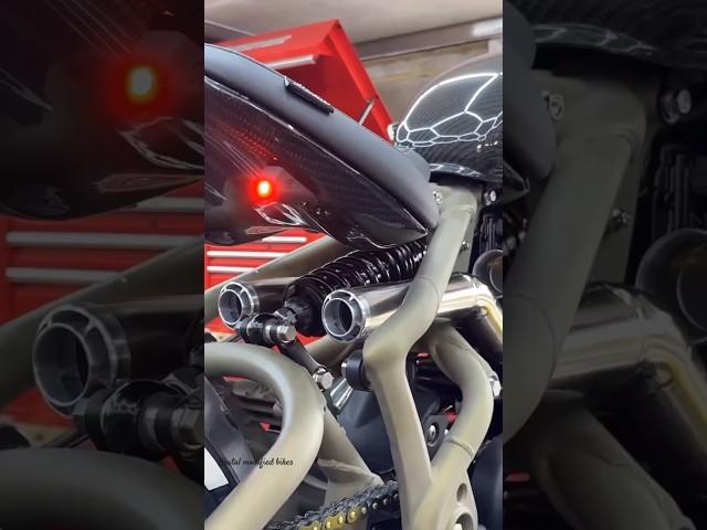 Carbon Edition Custom Triumph Bobber #exhaustsound #triumph #modified #bike