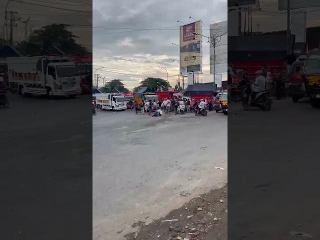 Kondisi Pertigaan Tugu Sukun Juwana DEMO ODOLL