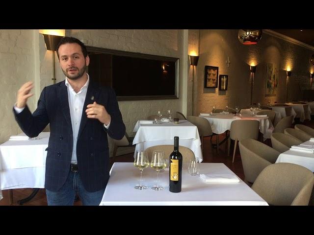 Andrea Martinisi présente le Chasselas de Vin d'oeuvre, un vin valaisan à la fois frais et complexe