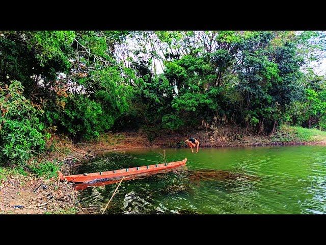 SOLO CAMPING FISHING,BERLINDUNG DI SHELTER AKAR,DAPAT IKAN BETUTU DAN RED DEVIL