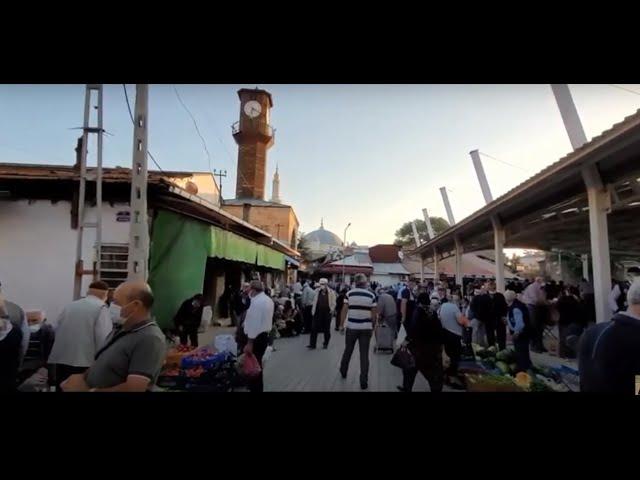 Gümüşhacıköy'de Bir Cuma Günü Yoğurt Katık Pazarında Alışveriş.