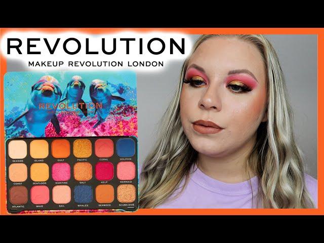 NEW REVOLUTION HYDRA DOLPHIN EYESHADOW PALETTE | COLLAB WITH LIZZIE DEMETRIOU | makeupwithalixkate