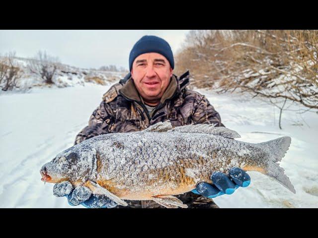 САЗАН ЕСТЬ!!! Рыбалка на хапуги зимой в Сибири. Рыбалка 2025. Хапуги для рыбалки зимой. Ловим рыбу.