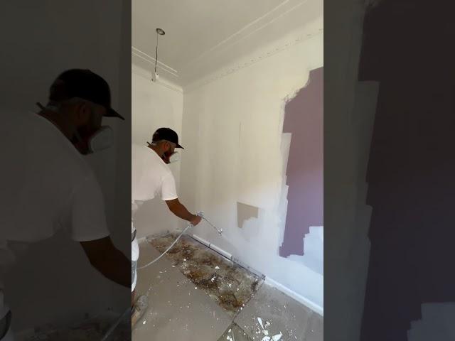 Spraying the walls #interiordesign #spraypaint