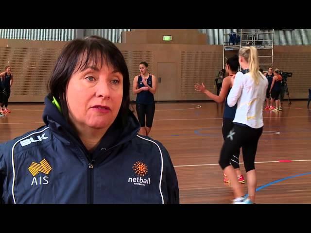 Australian Diamonds train at AIS