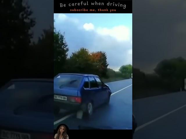 ౨ Be careful when driving