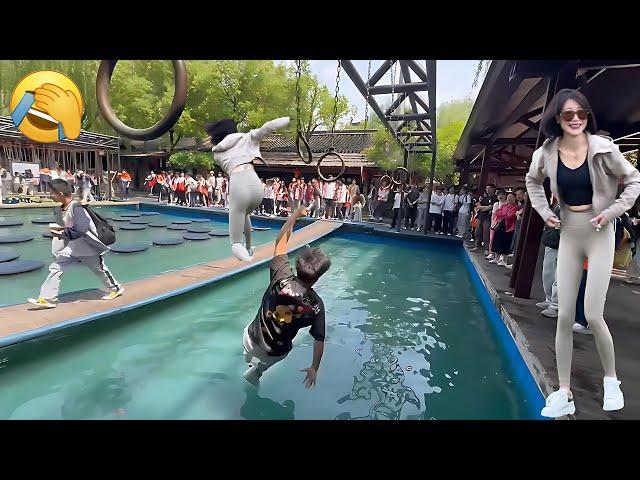 Hold back the laughter and fail, let's look at the unlucky moments of human beings，2025Episode  52