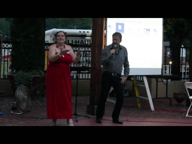 Colin Paul and Kathy Goodwin perform 'Amazing Grace' at 816 screening 2013 (video)