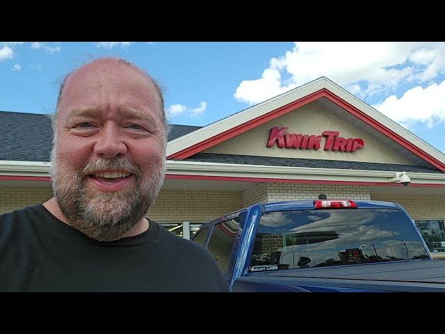 What to Eat at Kwik Trip (its more than just Glazers)