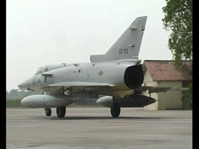 Sri Lanka Air Force KFIR Fighter Jets in Action - Take off and Landing